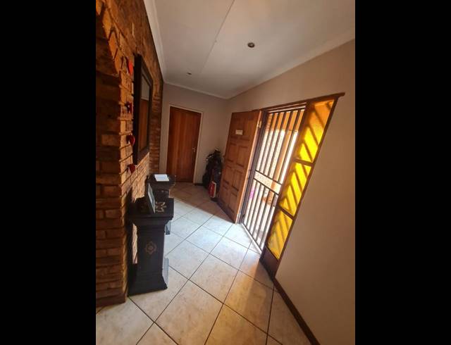 4 BEDROOM PROPERTY TO RENT IN STRUBENVALE